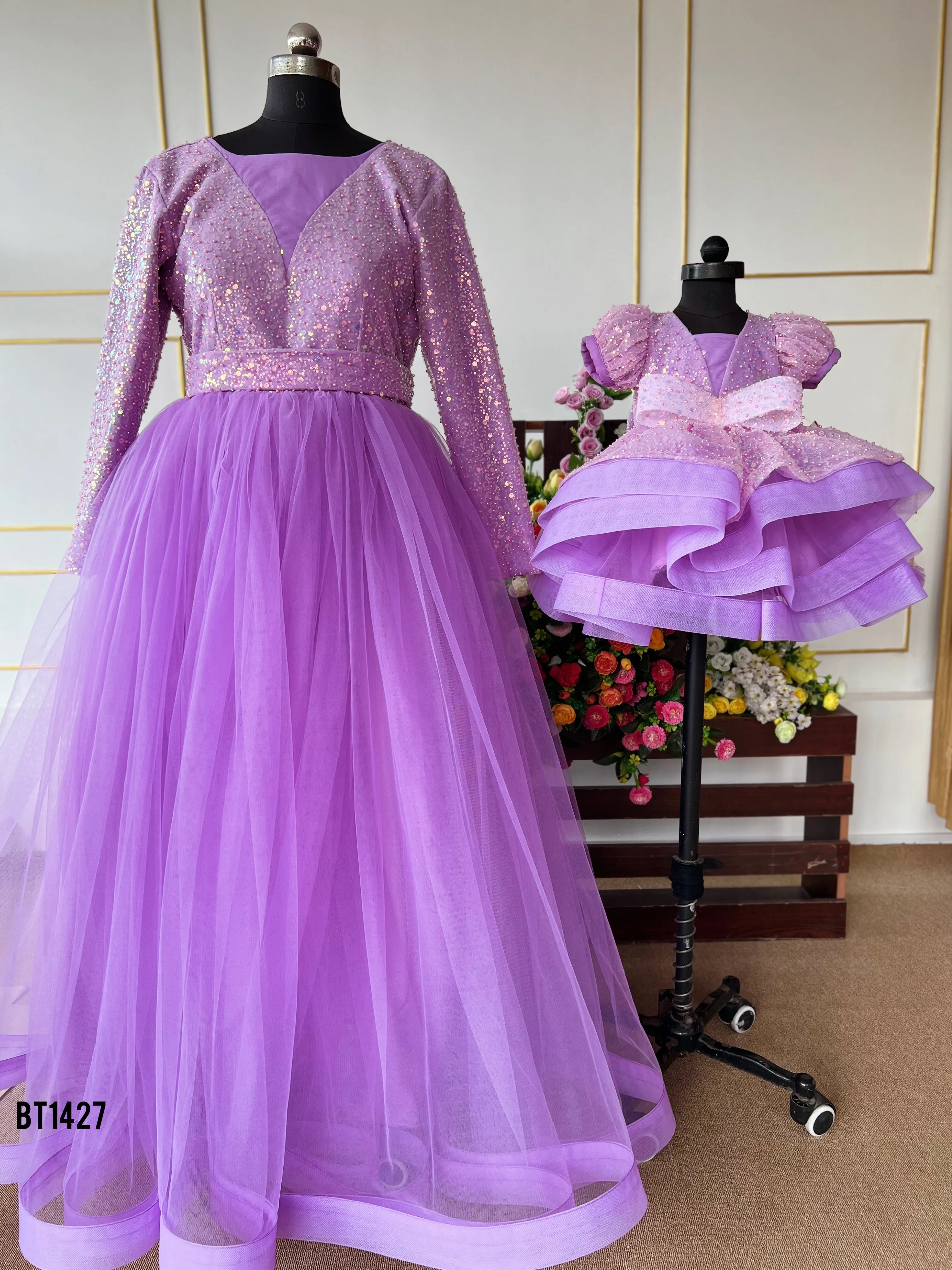 BT1427 Glittering Lilac Duo - Sparkling Mother & Child Elegance