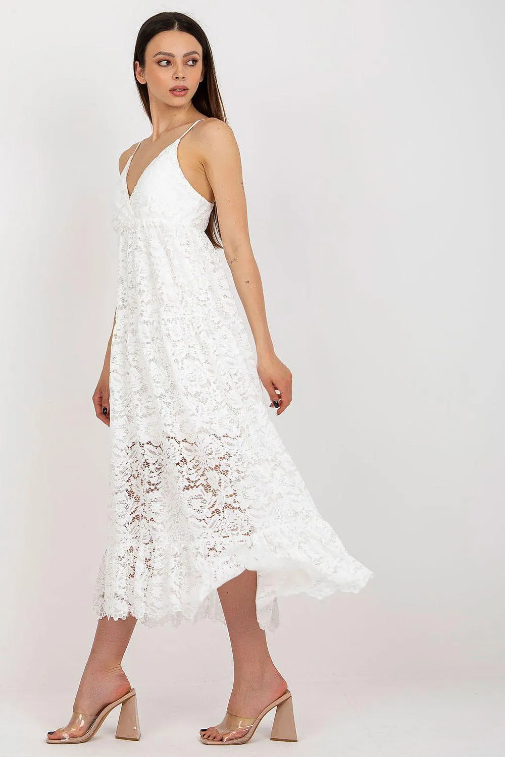 Charming Lace Daydress with Sweetheart Neckline - Embrace Elegance and Style