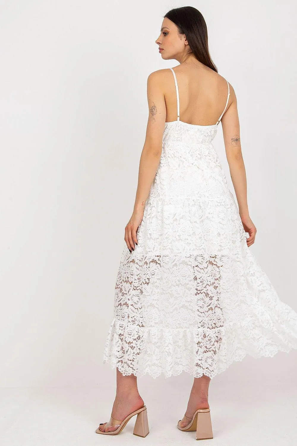Charming Lace Daydress with Sweetheart Neckline - Embrace Elegance and Style