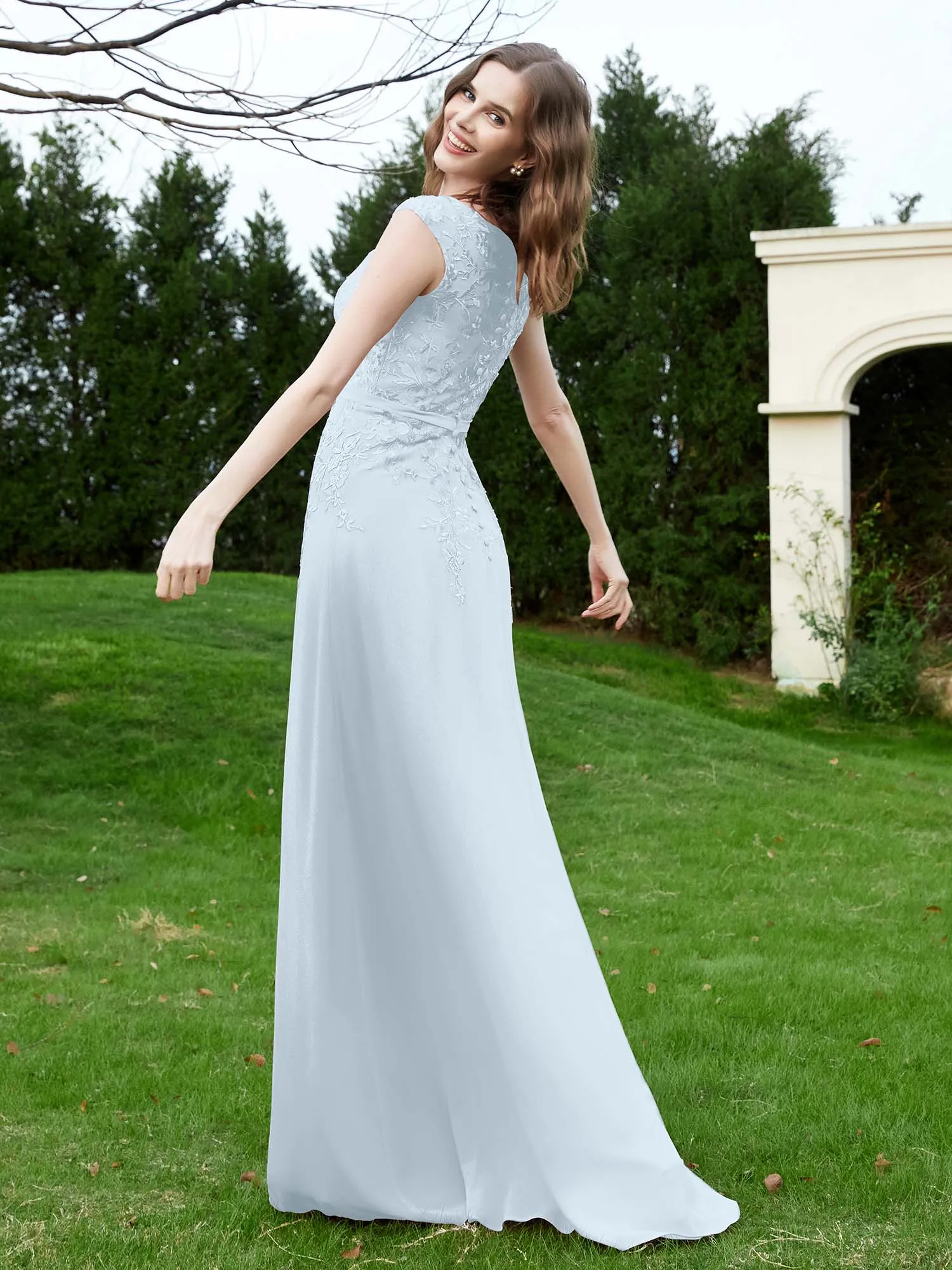 Elegant Illusion Lace Appliqued Dress With Buttons Mist Plus Size