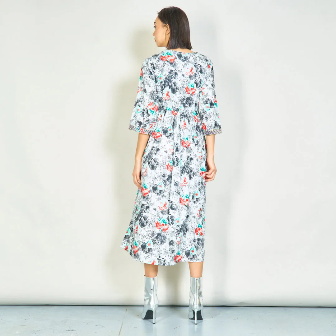 Floral V-neck maxi dress wholesale