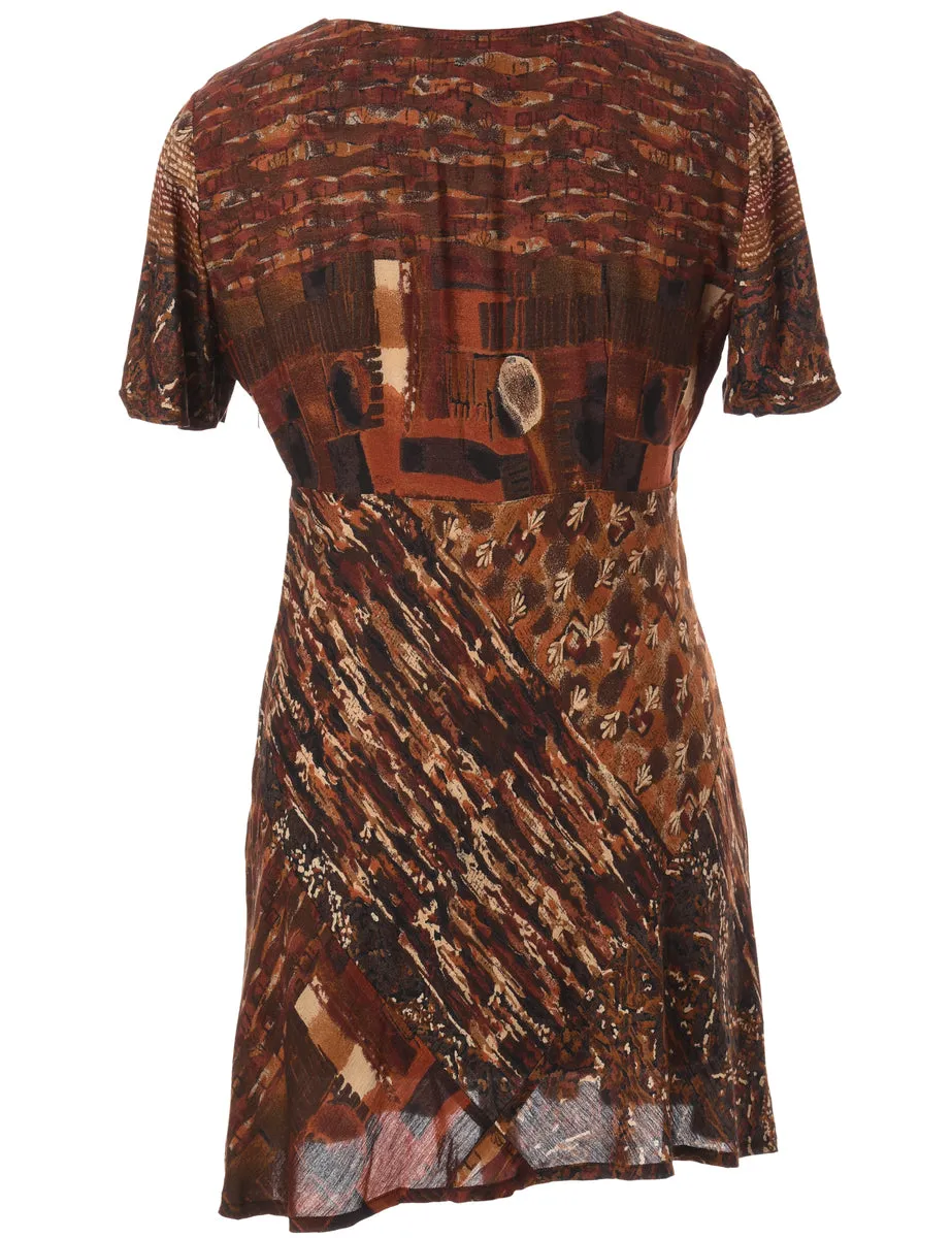 Label Short Sleeved Short Dress