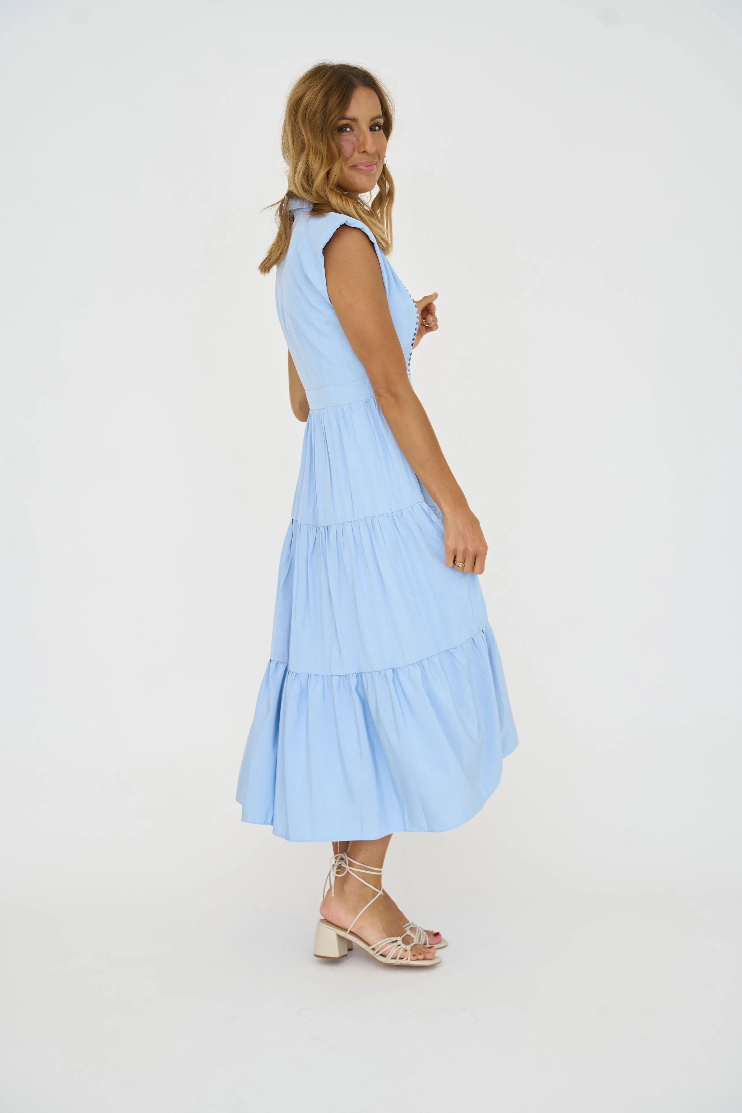 Pintuck Details Sleeveless Midi Dress