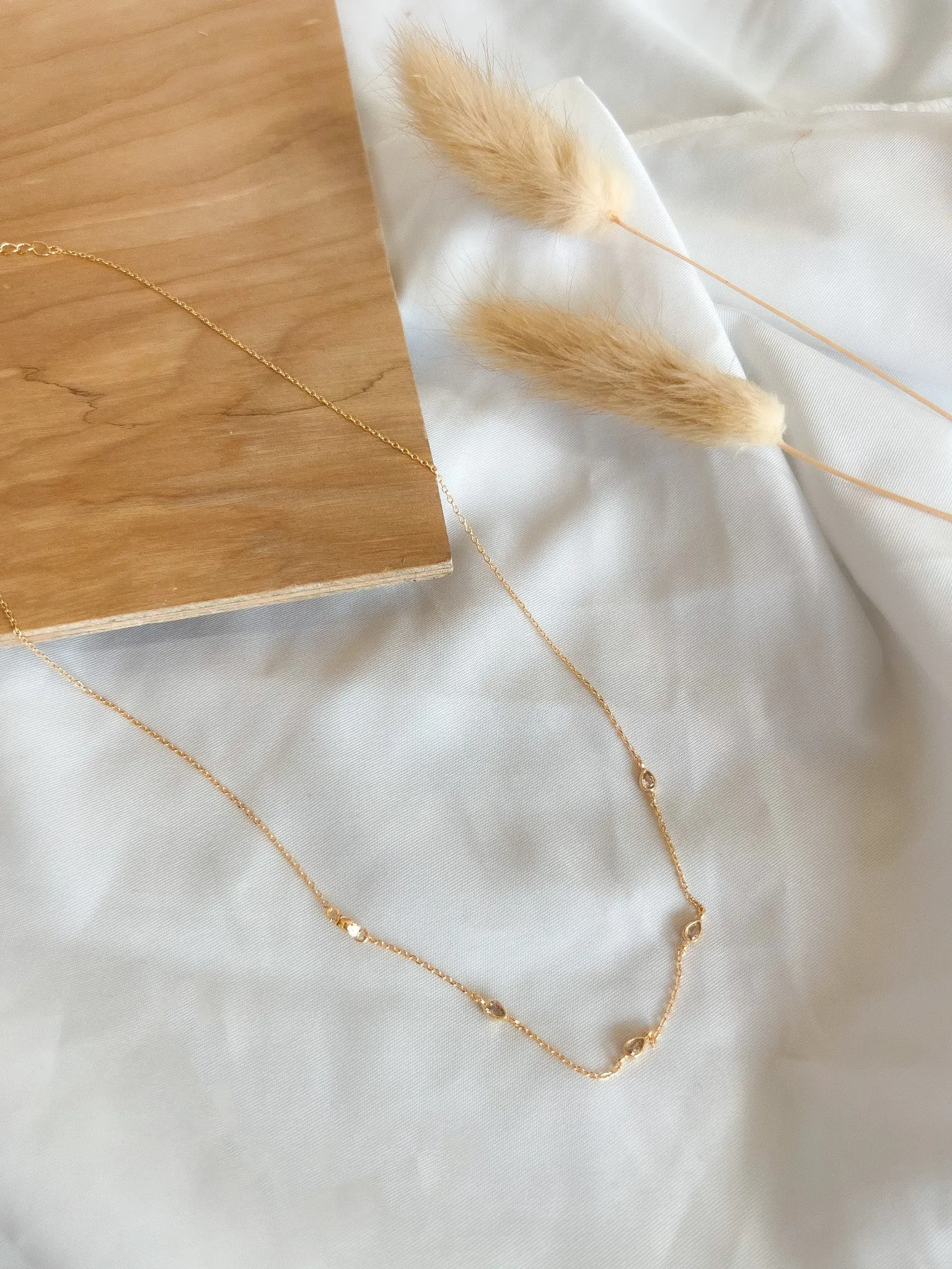 Teardrop Gems Necklace